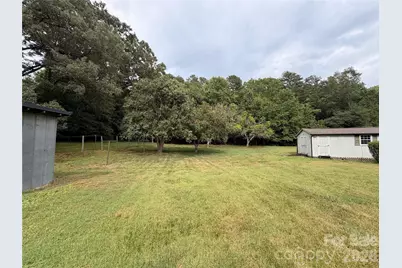 2475 Shelton Avenue, Statesville, NC 28677 - Photo 7