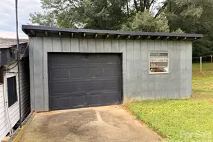 2475 Shelton Ave, Statesville, NC 28677 - Photo 5
