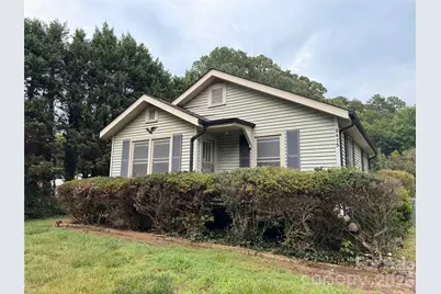 2475 Shelton Avenue, Statesville, NC 28677 - Photo 1