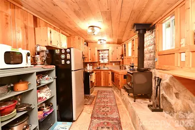 33 Tennis Court Road, Burnsville, NC 28714 - Photo 27