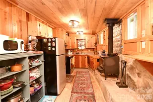 33 Tennis Ct Rd, Burnsville, NC 28714 - Photo 27
