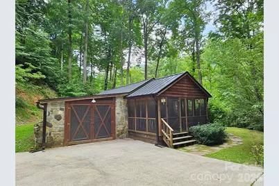 33 Tennis Court Road, Burnsville, NC 28714 - Photo 3