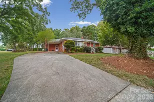 310 Austin St, Monroe, NC 28112 - Photo 3