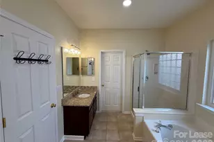10822 Chamberlain Hall Ct, Charlotte, NC 28277 - Photo 37