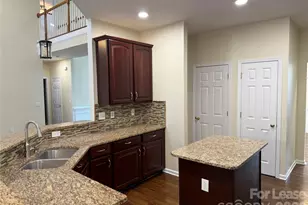 10822 Chamberlain Hall Ct, Charlotte, NC 28277 - Photo 29