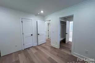 549 Manhasset Rd, Charlotte, NC 28209 - Photo 11