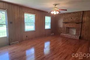 2553 Hickory Hwy, Statesville, NC 28677 - Photo 5