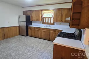 2553 Hickory Hwy, Statesville, NC 28677 - Photo 7