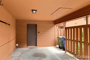 25 Village Dr, Asheville, NC 28803 - Photo 17