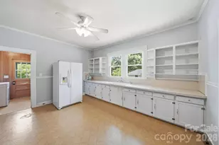 709 N 5th St, Albemarle, NC 28001 - Photo 21
