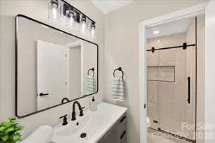 2000 Lawton Bluff Rd, Charlotte, NC 28226 - Photo 23