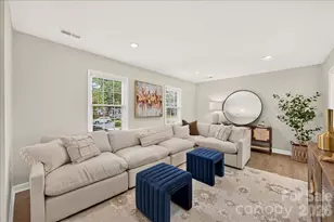 2000 Lawton Bluff Rd, Charlotte, NC 28226 - Photo 3