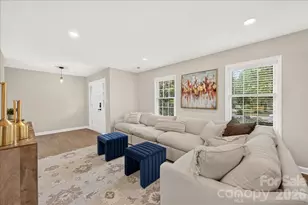 2000 Lawton Bluff Rd, Charlotte, NC 28226 - Photo 11