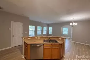 17450 Caldwell Track Dr, Cornelius, NC 28031 - Photo 5