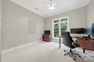 3745 Pinecrest Dr NE, Hickory, NC 28601 - Photo 25
