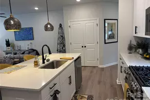 10121 Mamillion Dr, Huntersville, NC 28078 - Photo 9
