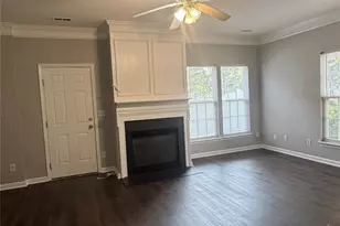 1306 Stourbridge Lion Dr, Charlotte, NC 28213 - Photo 9