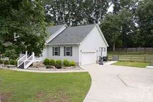 597 Sand Trap Dr, York, SC 29745 - Photo 31