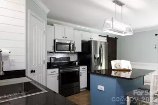 597 Sand Trap Dr, York, SC 29745 - Photo 7
