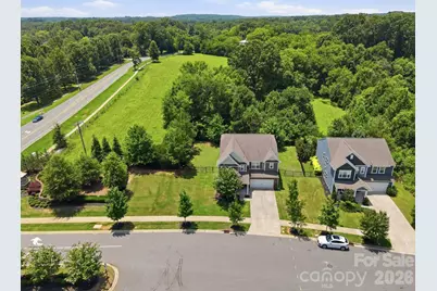 9815 Caledenia Drive, Huntersville, NC 28078 - Photo 7