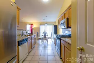 9704 Aventide Ln, Charlotte, NC 28215 - Photo 17