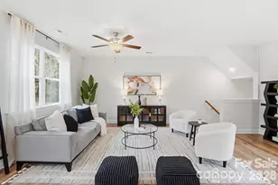 8931 Sharonbrook Dr, Charlotte, NC 28210 - Photo 11