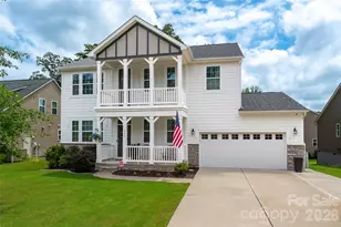 438 Sandbar Pt, Clover, SC 29710 - Photo 1
