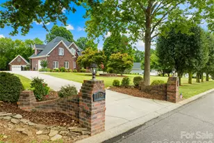 115 S Gibbs Rd, Mooresville, NC 28117 - Photo 3