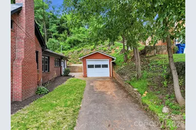 197 Academy Street, Canton, NC 28716 - Photo 45