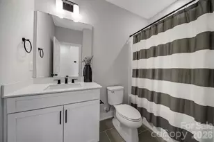 5007 Tiny Ln, Charlotte, NC 28203 - Photo 23