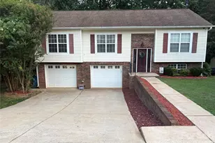 3105 Kay St, Conover, NC 28613 - Photo 1