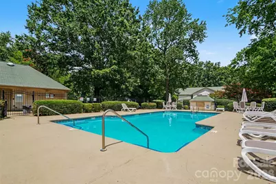 1001 Churchill Downs Court #E, Charlotte, NC 28211 - Photo 27