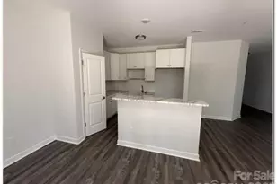 219 N Scruggs St, Gastonia, NC 28052 - Photo 3