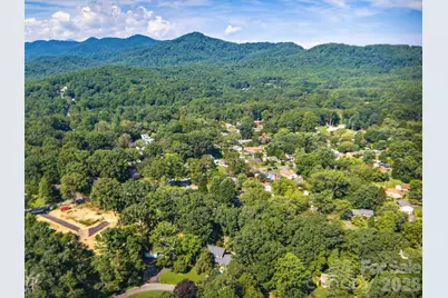 30 S Oaks Circle, Asheville, NC 28806 - Photo 3