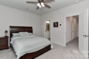 421 Spearfield Ln, Charlotte, NC 28205 - Photo 7