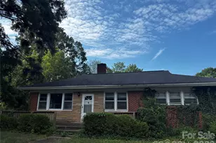 907 Maple Ave, Salisbury, NC 28144 - Photo 1