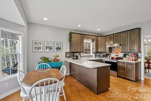 505 Kings Ridge, Asheville, NC 28804 - Photo 5