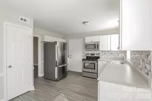 8930 Milton Morris Dr, Charlotte, NC 28227 - Photo 5