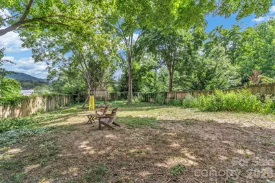 22 Fenner Avenue, Asheville, NC 28804 - Photo 5