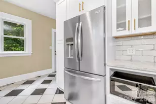 22 Fenner Ave, Asheville, NC 28804 - Photo 17