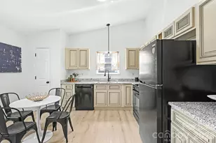 1745 Southwind Dr, Charlotte, NC 28216 - Photo 9