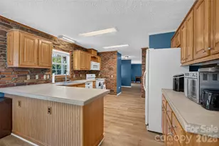 766 Midway Rd, Statesville, NC 28625 - Photo 17