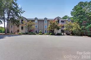 9709 Emerald Point Dr, Charlotte, NC 28278 - Photo 5