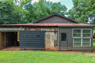 926 Salem Church Rd, Lincolnton, NC 28092 - Photo 17