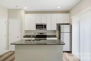 248 Valleybrook Ln, Troutman, NC 28166 - Photo 15