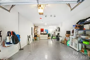 239 N Dotger Ave, Charlotte, NC 28207 - Photo 9
