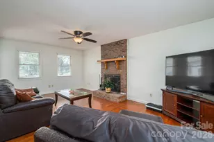 4503 Briar Creek Rd, Maiden, NC 28650 - Photo 5