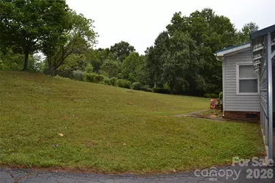 4851 Mounira Avenue, Hickory, NC 28602 - Photo 25