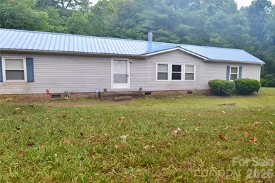 4851 Mounira Avenue, Hickory, NC 28602 - Photo 3