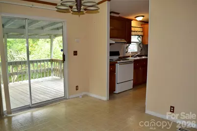 4851 Mounira Avenue, Hickory, NC 28602 - Photo 17